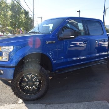 Redwood Ford - Car Dealers Near Me - Ukiah, California Redwood Ford - Car Dealers Near Me - Ukiah, California