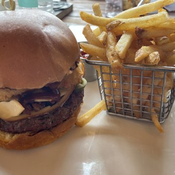 The Oaks Kitchen & Bar - BBQ Bacon Burger - American Near Me - Katy, Texas The Oaks Kitchen & Bar - BBQ Bacon Burger - American Near Me - Katy, Texas