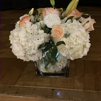 Flowers By Dan - Another centerpiece, so beautiful! - Florists Near Me - North Hollywood, California Flowers By Dan - Another centerpiece, so beautiful! - Florists Near Me - North Hollywood, California