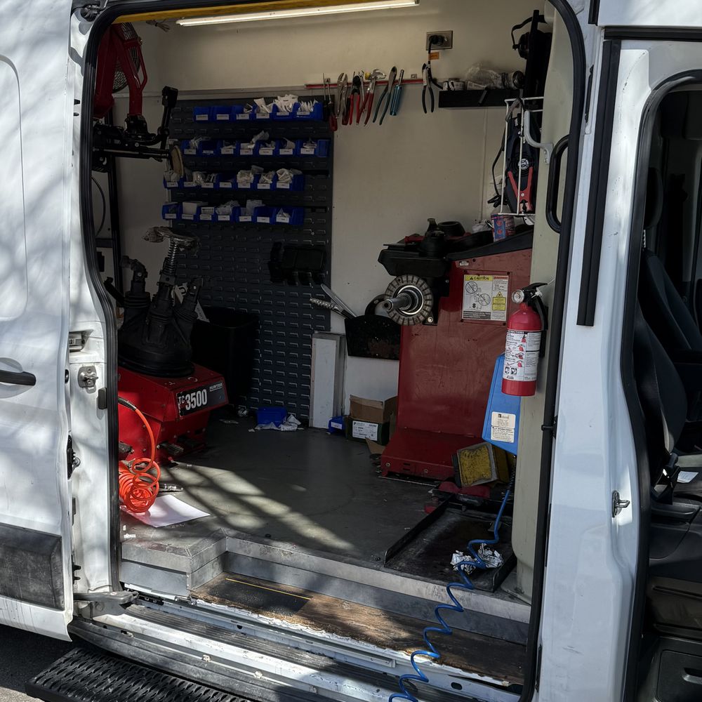 Discount Tire - Interior of their service vehicle - Tires Near Me - Franklin, Tennessee Discount Tire - Interior of their service vehicle - Tires Near Me - Franklin, Tennessee