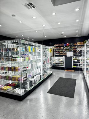 PaliJo Smoke Shop - This smoke shop has everything that you need. PaliJo Smoke Shop - This smoke shop has everything that you need.