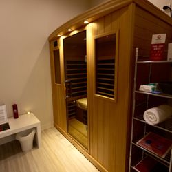 Infrared Mind & Body - Fort Worth - Client's private sauna room