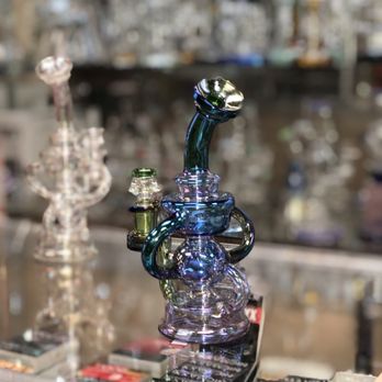 Z Smoke Shop - Tobacco Shops Near Me - San Dimas, California