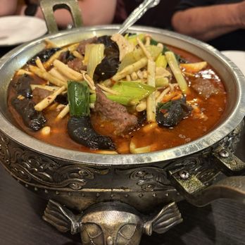 Szechuan Brothers - Personal hot pot with beef - Szechuan Near Me - Vancouver, Washington Szechuan Brothers - Personal hot pot with beef - Szechuan Near Me - Vancouver, Washington