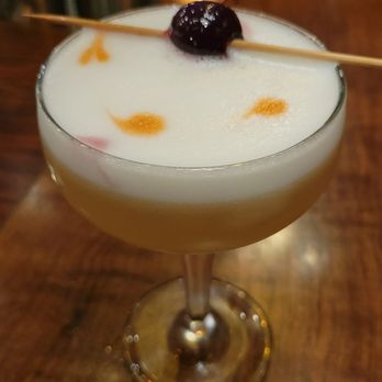 Fireside - Whiskey sour - New American Near Me - Portland, Oregon