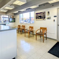 Smog Queen STAR Station - Smog Queen San Jose, clean and nice waiting room
