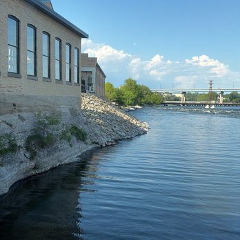 Fratellos Waterfront Restaurant - Bars Near Me - Appleton, Wisconsin Fratellos Waterfront Restaurant - Bars Near Me - Appleton, Wisconsin