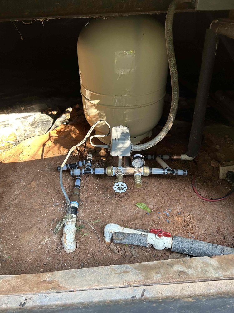 Slide of 1-Tom-Plumber