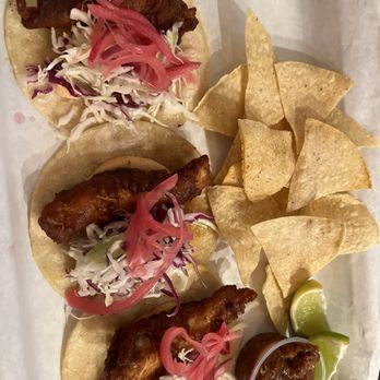 Mucho Aloha Brewhouse - Brewpubs Near Me - Koloa, Hawaii