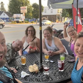 Craft30 - Beer Bar Near Me - Sheboygan, Wisconsin