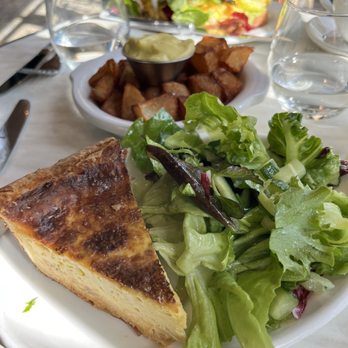 Bread & Butterfly - Quiche + potatoes - Breakfast & Brunch Near Me - Atlanta, Georgia