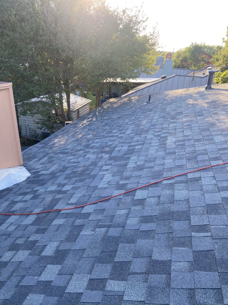 Slide of Regio's Roofing