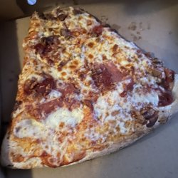 Beamers A-1 Pizza - This is the pizza it's really good and a nice size I would rate this a 5