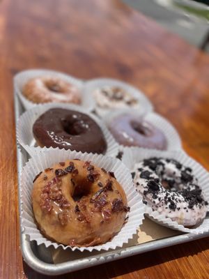 Bloom Roadside by null