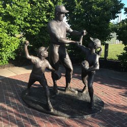 Waterworks Park - Statue near concessions