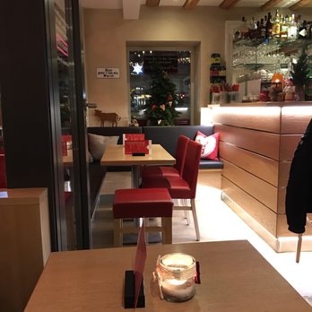 Bistro-Extrawurst - Die Nr. 1 für leckere Currywurst und Eintöpfe in Garmisch. Liegt sehr günstig am Anfang der Fußgängerzone. Parkplätze gleich um die Ecke. - Bistros Near Me - Garmisch-Partenkirchen, BY Bistro-Extrawurst - Die Nr. 1 für leckere Currywurst und Eintöpfe in Garmisch. Liegt sehr günstig am Anfang der Fußgängerzone. Parkplätze gleich um die Ecke. - Bistros Near Me - Garmisch-Partenkirchen, BY