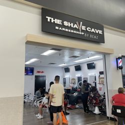 Walmart Supercenter - Love that there is a haircut salon at Walmart