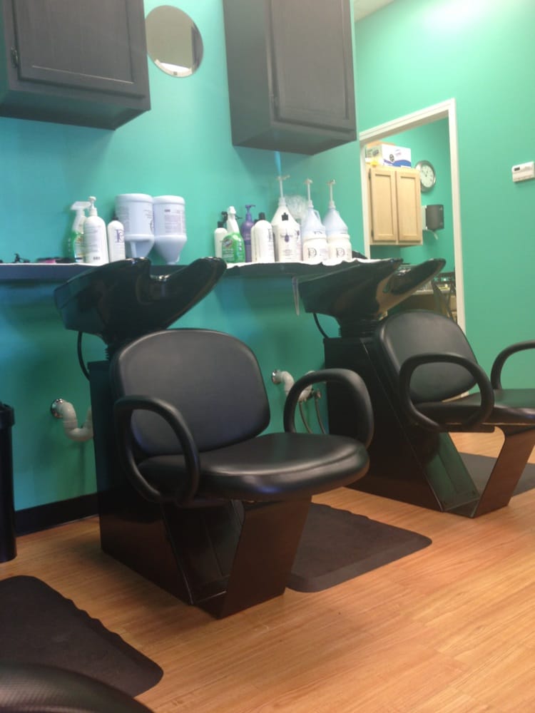 STUDIO 31 HAIR SALON Updated August 2024 917 Tiny Town Rd