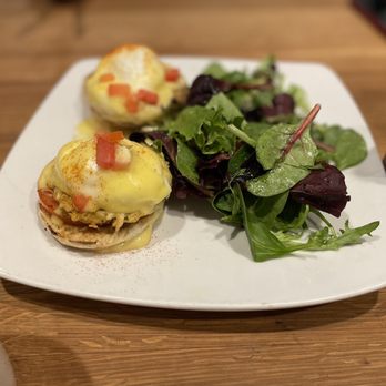 Awake - Crab Cake Benedict - Breakfast & Brunch Near Me - Dallas, Texas