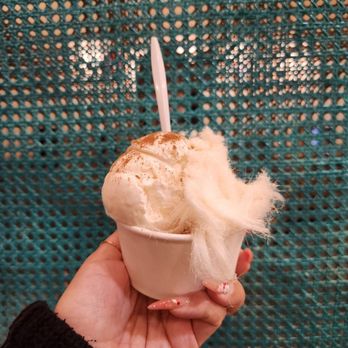 Kinrose Creamery - Split scoop sheer arroz and sour cherry & fairy floss - Ice Cream & Frozen Yogurt Near Me - Pasadena, California Kinrose Creamery - Split scoop sheer arroz and sour cherry & fairy floss - Ice Cream & Frozen Yogurt Near Me - Pasadena, California