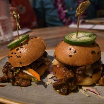 Moku Kitchen - Logitech sliders - Cocktail Bars Near Me - Honolulu, Hawaii Moku Kitchen - Logitech sliders - Cocktail Bars Near Me - Honolulu, Hawaii