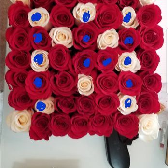 J'Adore Les Fleurs - They said they couldn't make a number 14 in the arrangement - Florists Near Me - Glendale, California J'Adore Les Fleurs - They said they couldn't make a number 14 in the arrangement - Florists Near Me - Glendale, California