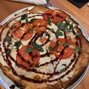 The Lodge at Stephanie - Margherita Pizza - Sports Bars Near Me - Henderson, Nevada The Lodge at Stephanie - Margherita Pizza - Sports Bars Near Me - Henderson, Nevada