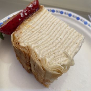 L'otus Cake Boutique - Patisserie/Cake Shop Near Me - Burnaby, British Columbia L'otus Cake Boutique - Patisserie/Cake Shop Near Me - Burnaby, British Columbia
