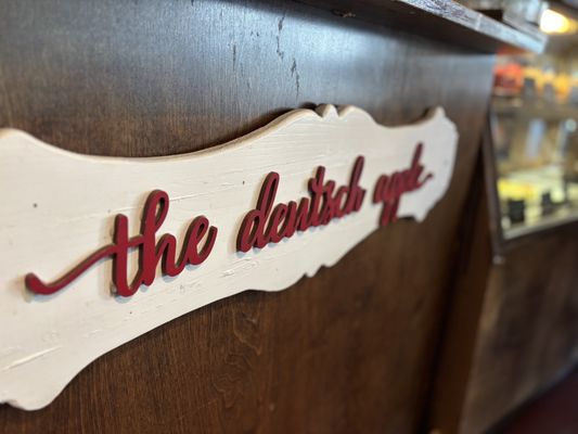 Deutsch Apple Bakery by null