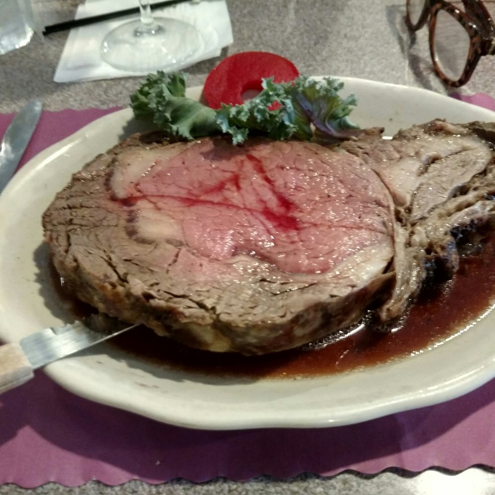 Vel's Restaurant - If you are thinking about ordering the prime rib at the new Steakhouse in Wareham, consider driving a little further down the road for this. - Seafood Near Me - West Wareham, Massachusetts Vel's Restaurant - If you are thinking about ordering the prime rib at the new Steakhouse in Wareham, consider driving a little further down the road for this. - Seafood Near Me - West Wareham, Massachusetts