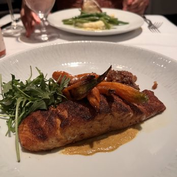 Linwoods - Grilled Salmon - New American Near Me - Owings Mills, Maryland