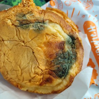 Popeyes Louisiana Kitchen - This is the Classic Chicken Sandwich that was served to me via the drive-thru today. DO NOT ORDER FROM HERE AT ALL ANYMORE!! - Fast Food Near Me - Norfolk, Virginia