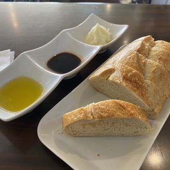Lara’s Fine Dining - Sourdough Loaf - Italian Near Me - Richmond, California Lara’s Fine Dining - Sourdough Loaf - Italian Near Me - Richmond, California