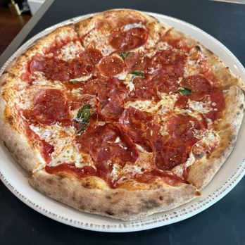 Trattoria Da Vittorio - Diavolo pizza - fantastic - Wine Bars Near Me - Piermont, New York