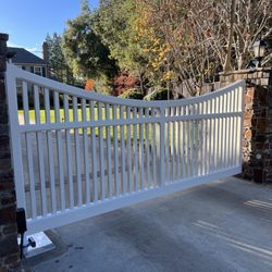 Capital Automatic Gates - Metal and wood Swing Gate