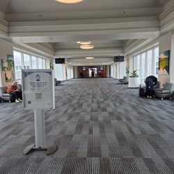 Columbia Metropolitan Airport - CAE - The corridor to the gates