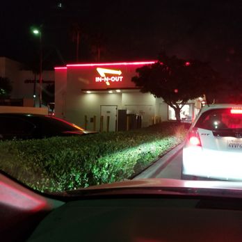 In-N-Out Burger - Burgers Near Me - Burbank, California In-N-Out Burger - Burgers Near Me - Burbank, California