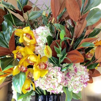 Jodi Zimmerman Designs - One of my favorite arrangements. Posted 11/20/17 - Florists Near Me - New York, New York Jodi Zimmerman Designs - One of my favorite arrangements. Posted 11/20/17 - Florists Near Me - New York, New York