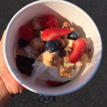 Yogurtland - Ice Cream & Frozen Yogurt Near Me - Pomona, California