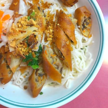 Pho 97 - Spring roll bun - Vietnamese Near Me - Honolulu, Hawaii Pho 97 - Spring roll bun - Vietnamese Near Me - Honolulu, Hawaii