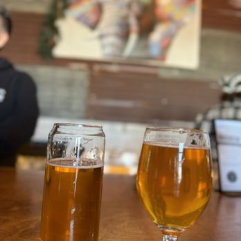 Lost Elephant Brewing - Big welcome festbier and Koa Banyan beer - Breweries Near Me - Elmer, New Jersey Lost Elephant Brewing - Big welcome festbier and Koa Banyan beer - Breweries Near Me - Elmer, New Jersey