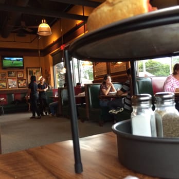 Giordano's - Staff just standing around - Pizza Near Me - Morton Grove, Illinois Giordano's - Staff just standing around - Pizza Near Me - Morton Grove, Illinois