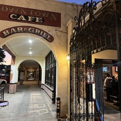 Downtown Cafe Bar & Grill - Entrance to the restaurant