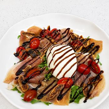 Maelos Wood Fired Pizza - Burrata Prosciutto Salad - Pizza Near Me - Miami, Florida Maelos Wood Fired Pizza - Burrata Prosciutto Salad - Pizza Near Me - Miami, Florida