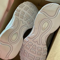 Finish Line - Dirty soles of brand new shoes in box with no paper either