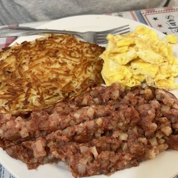 Kimmie's Coffee Cup - Hash and eggs - Breakfast & Brunch Near Me - Brea, California Kimmie's Coffee Cup - Hash and eggs - Breakfast & Brunch Near Me - Brea, California