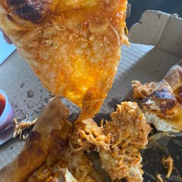 Buffalo style pizza made horrible fell apart didn't taste right Buffalo style pizza made horrible fell apart didn't taste right