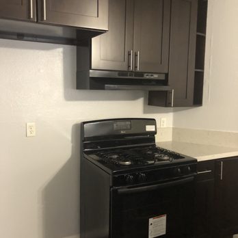 Tuscani Villas - Kitchen - Apartments Near Me - Los Angeles, California