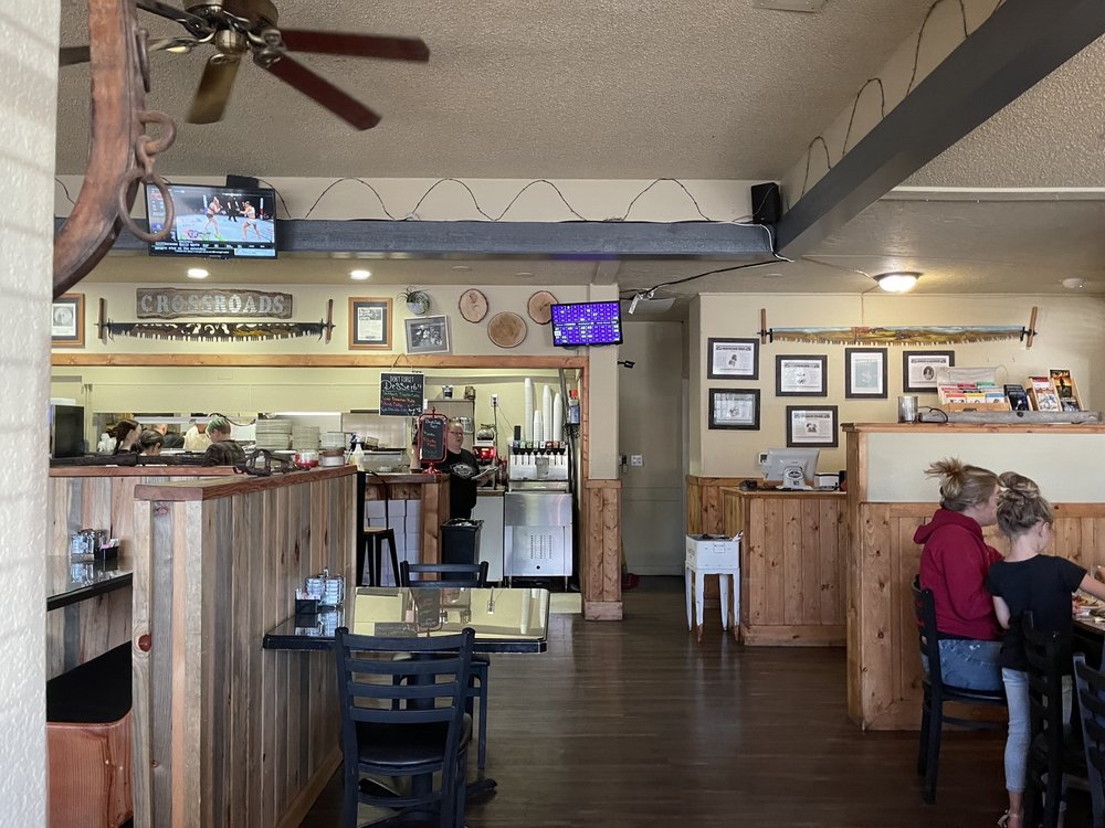 Crossroads BBQ Pit & Pub