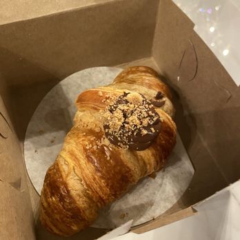 Sorelle - Nutella croissant $6 - Italian Near Me - Glenview, Illinois